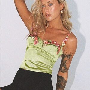 Princess Polly ENCHANTE TO MEET YOU TOP GREEN